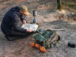 Kuprinė 16 colių „Tracer Evo Camo 25L“ ekspedicinė kuprinė