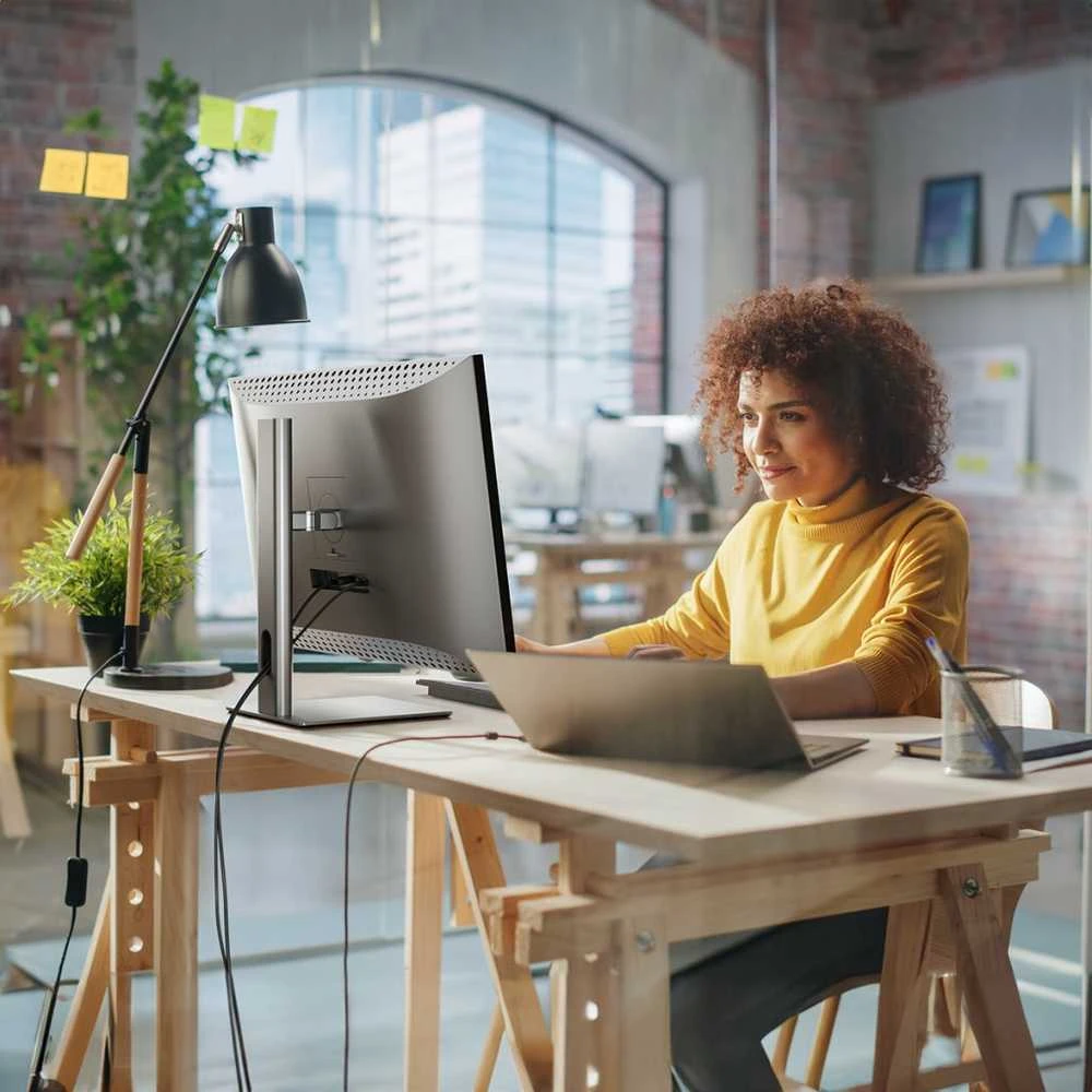 Monitorius „ALOGIC Clarity Max“ 32 colių UHD 4K televizorius su 65 W PD