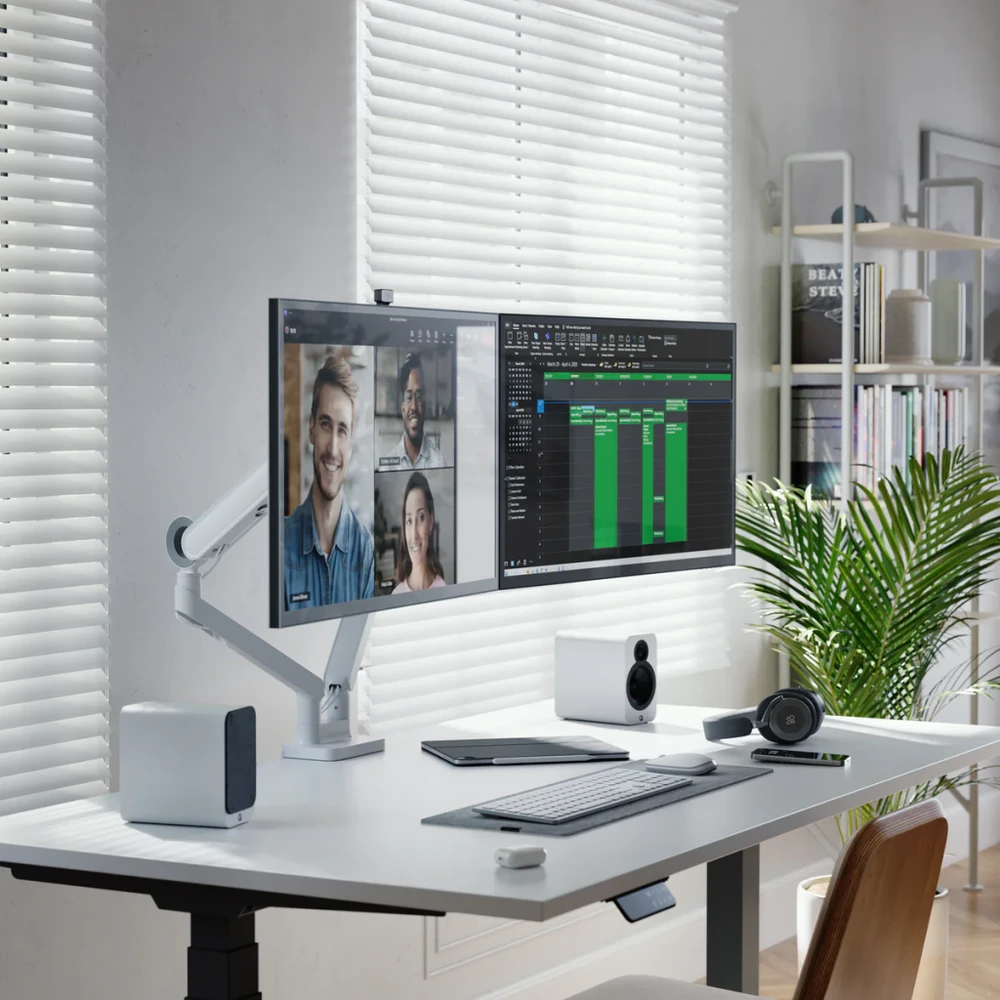 „ALOGIC Clarity Pro Max“ 32 colių UHD 4K monitorius su 65 W raiška ir internetine kamera