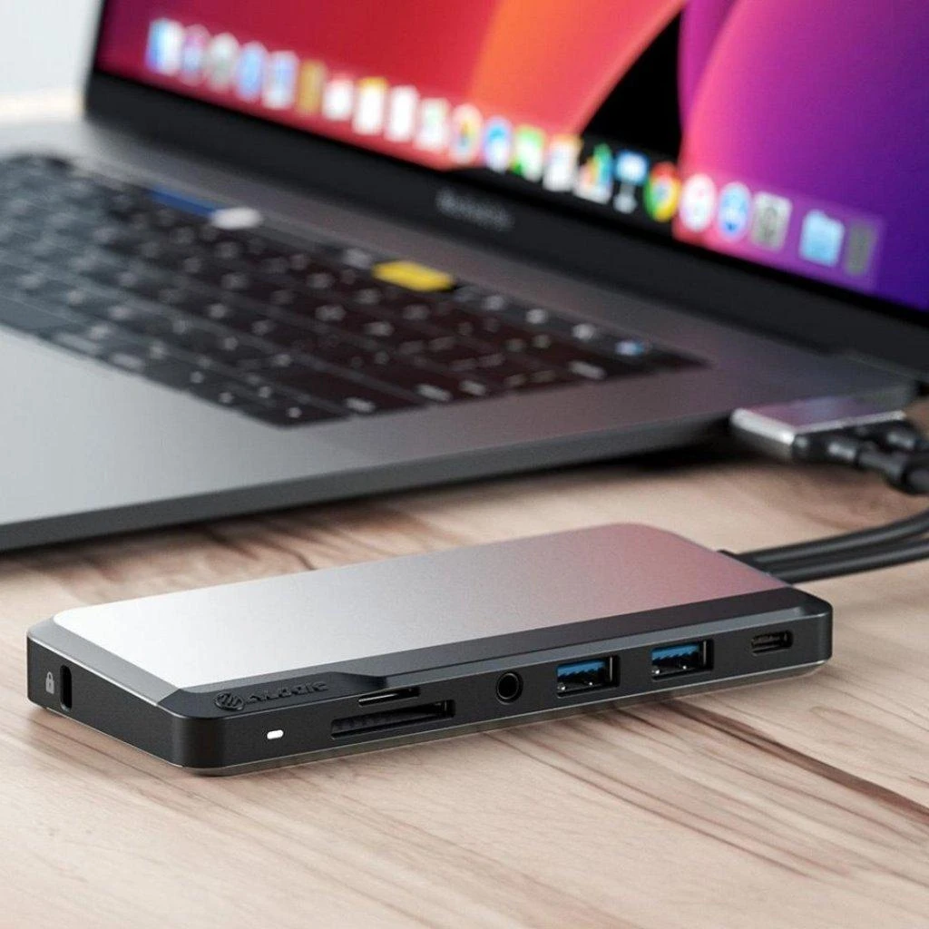 „Alogic USB-C 10-in-1“ stotis / replikatorius (U2CSH-SGR)