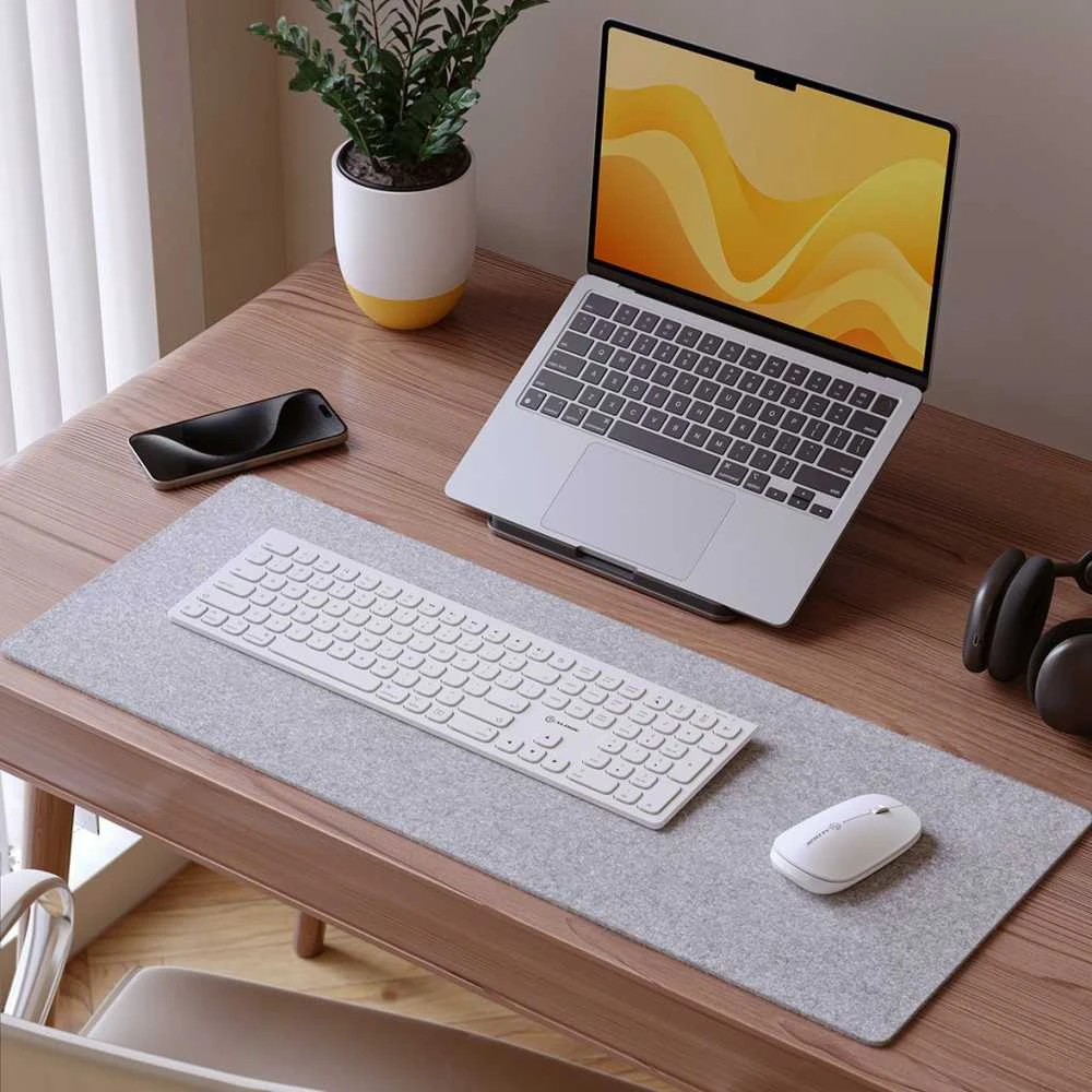 ALOGIC Echelon USB-C įkraunama „Bluetooth“ pilno dydžio klaviatūra su šiaurės šalių išdėstymu – balta