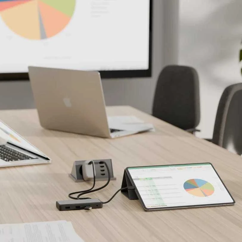 ALOGIC Fusion Pro GO 7 viename USB-C kompaktiška įkrovimo stotelė