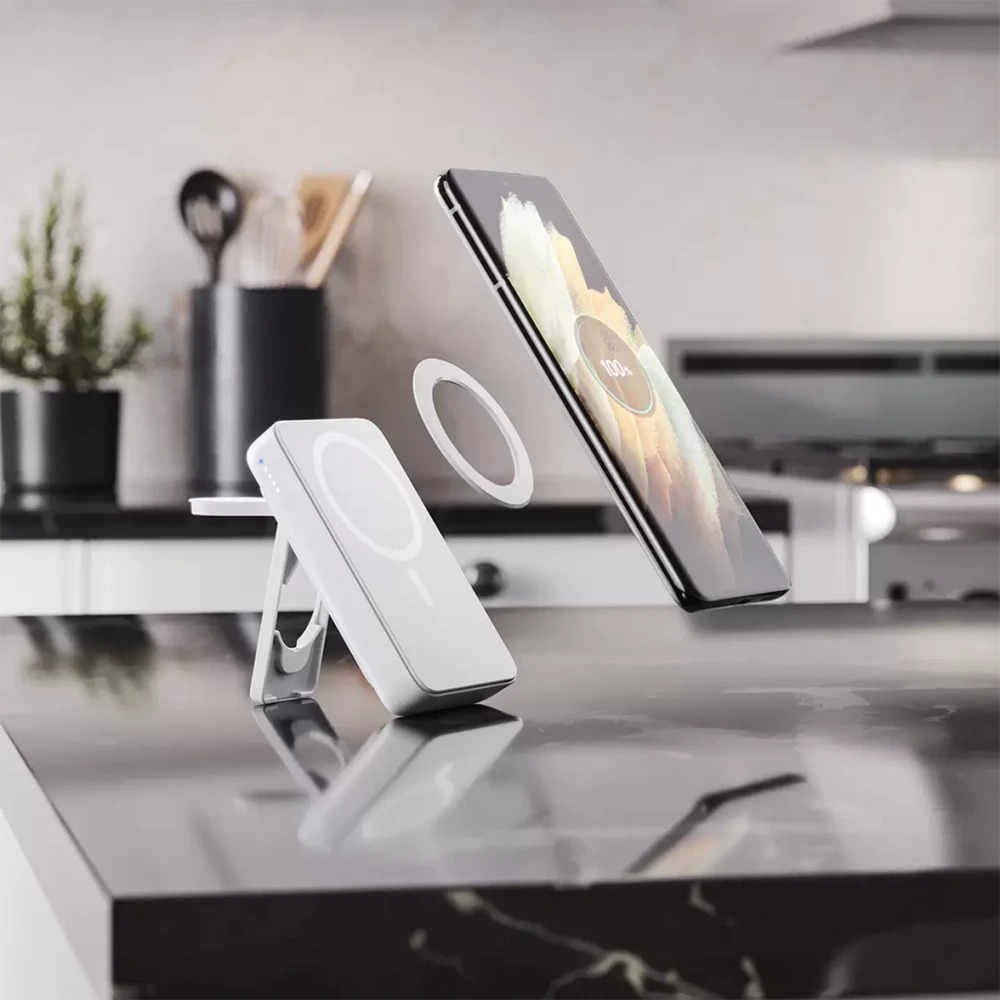 „Alogic Lift 4-in-1“ belaidis įkroviklis, 10000 mAh, su „MagSafe“