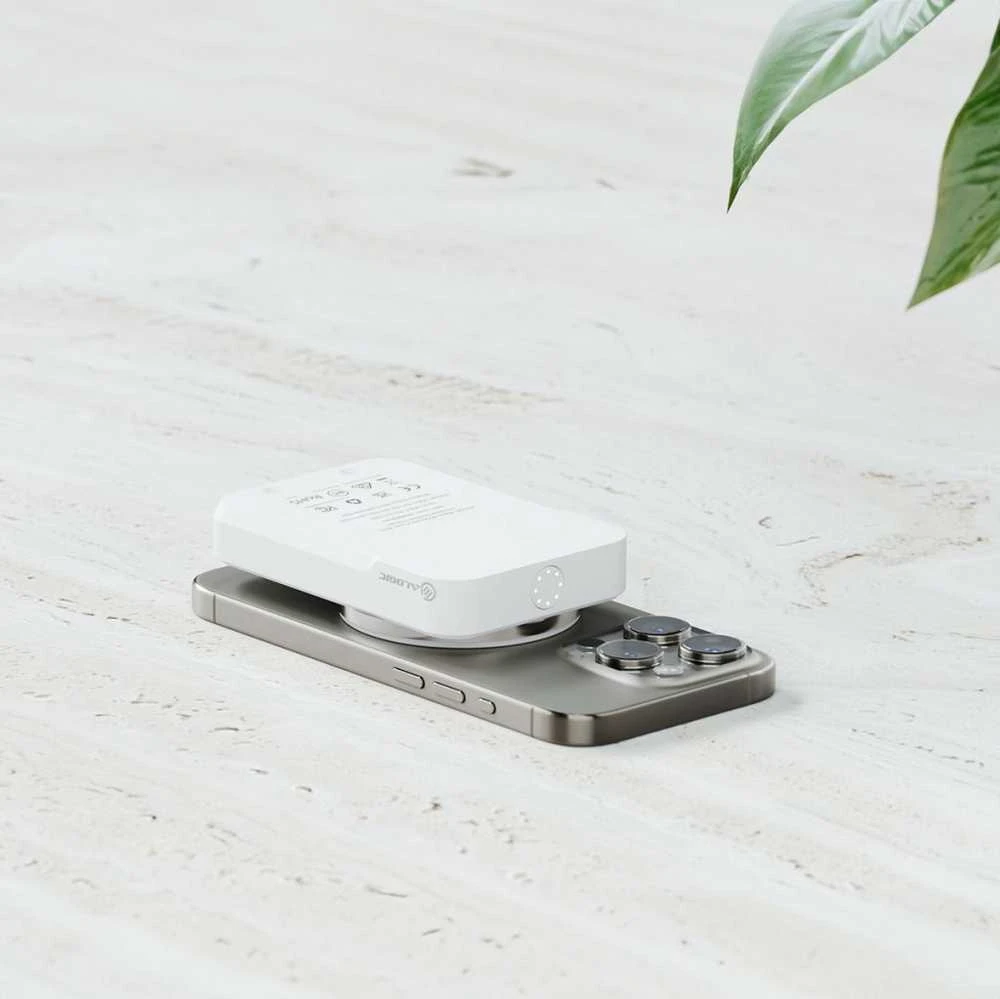 „Alogic Matrix ULTIMATE 3in1“ daugiafunkcis įkroviklis + 5000mAh + 30W adapteris