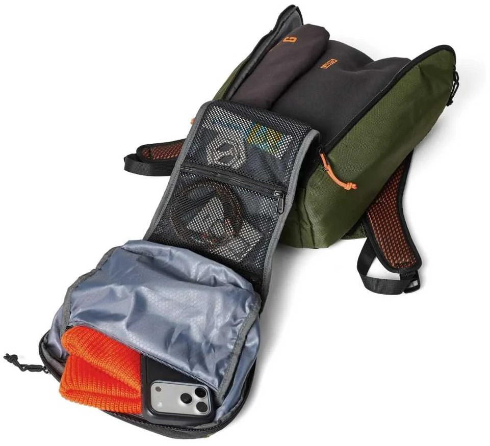 Urban Oranžinis UAG Civilian 16" 20L olive/oranžinis