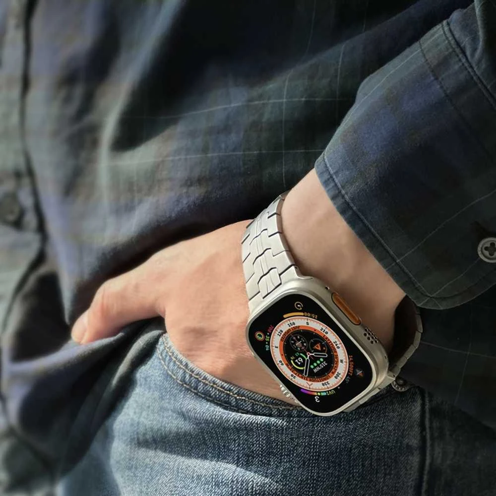 „Just Mobile“ titano dirželis, skirtas „Apple Watch Ultra“ (1 ir 2)