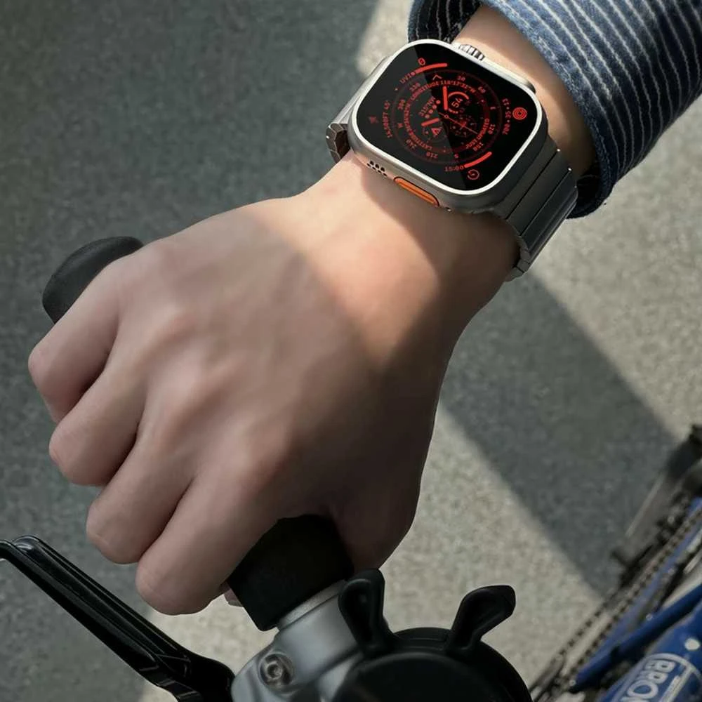 „Just Mobile“ titano spalvos laikrodžio dirželis, skirtas „Apple Watch Ultra“ (1 ir 2), su DLC danga – Pilkas