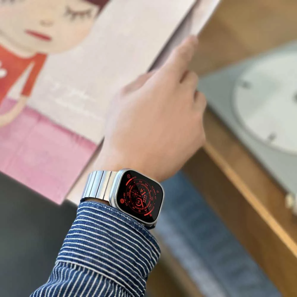 „Just Mobile“ titano spalvos laikrodžio dirželis, skirtas „Apple Watch Ultra“ (1 ir 2), su DLC danga – Pilkas