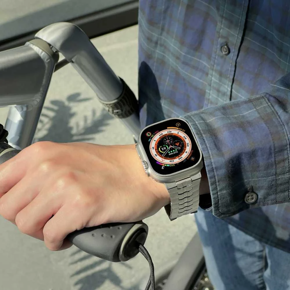 „Just Mobile“ titano dirželis, skirtas „Apple Watch Ultra“ (1 ir 2)