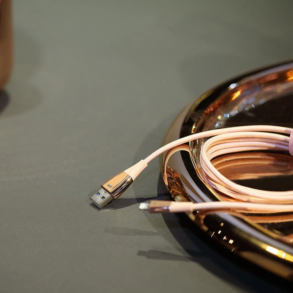 „Just Mobile ZinCable“ „Lightning“ laidas 1,5 m – rožinis auksinis