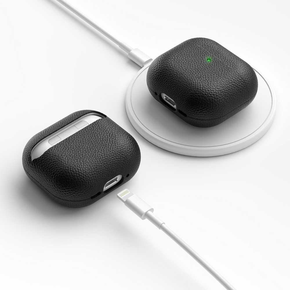 „KeyBudz Artisan“ serijos odinis dėklas, skirtas „AirPods“ (4-osios kartos), juodas