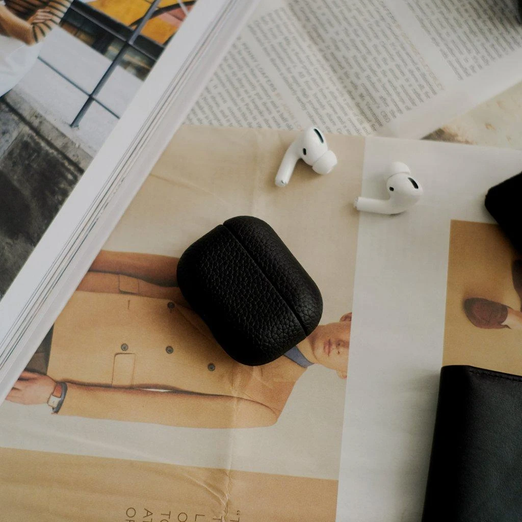 KeyBudz Artisan Series Leather dėklas skirtas AirPods Pro 2 - Juodas