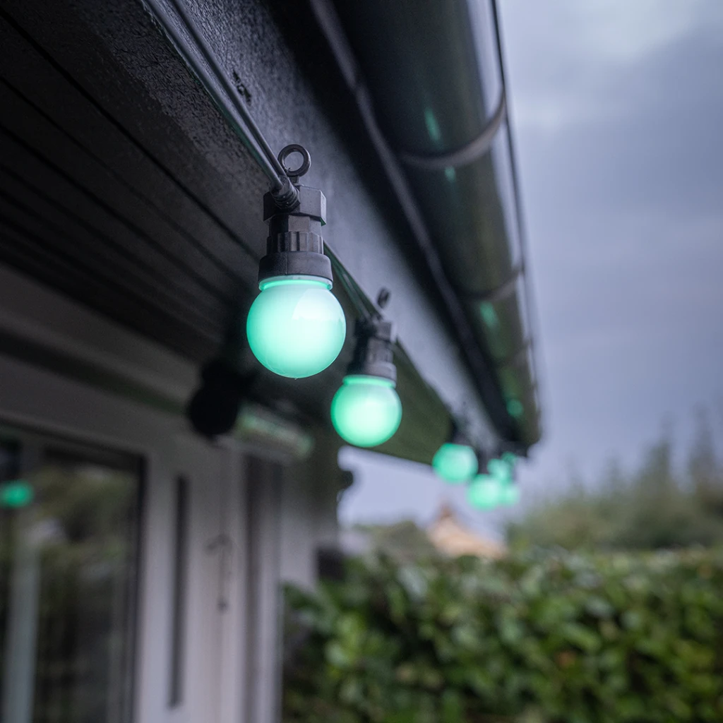 Lite Bulb Moments LBM 14m Smart Outdoor šviesos grandinė – 15 x Globe 5cm
