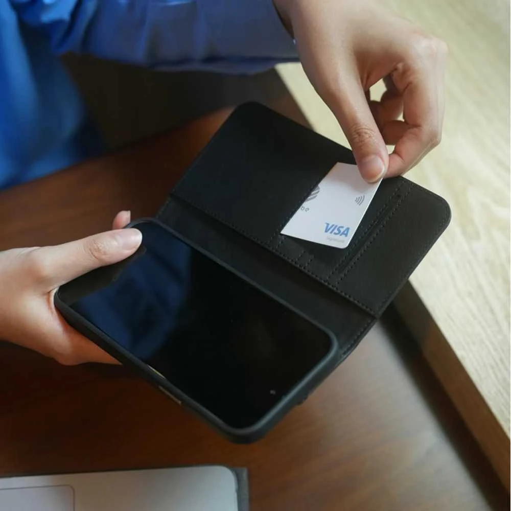 Dėklas „Moshi Overture“, skirtas „iPhone 15 Pro Max“ – kiaušinio skonio baltas