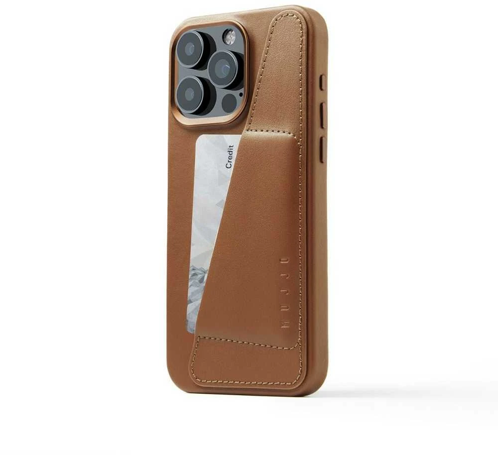 „Trubadour Goods Limited“ „Mujjo“ odinis piniginės dėklas – odinis dėklas, skirtas „iPhone 15 Pro Max“, suderinamas su „MagSafe“ (įdegis)