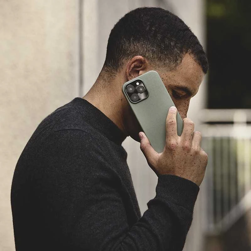 Mujjo Odinis dėklas for iPhone 16 Pro Max - Žalias smoke