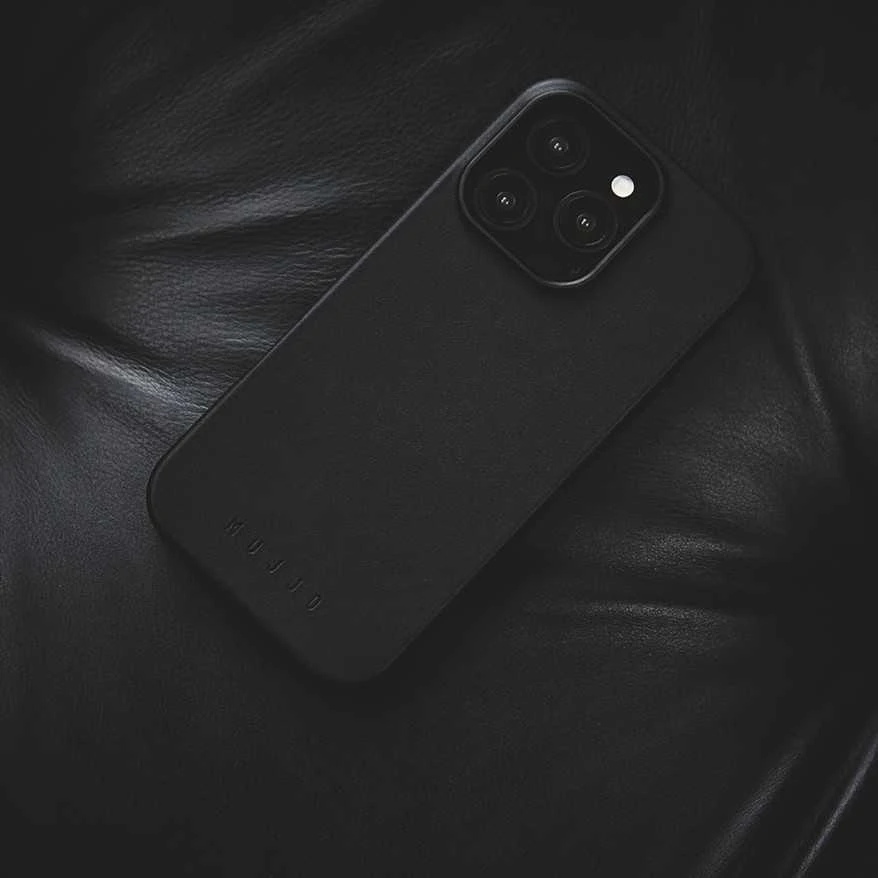 Mujjo odinis dėklas iPhone 16 Pro Max juoda