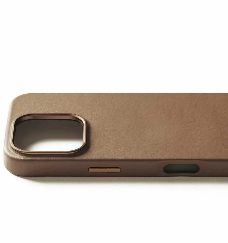 Mujjo odinis dėklas, skirtas iPhone 16 – rudas