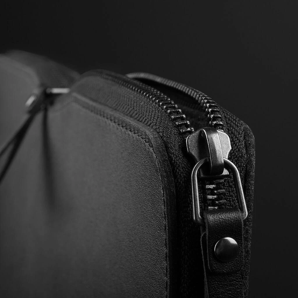 Viršelis Mujjo MOJŽO Carry -On Folio Sleeve Pro 12 "Makbook - Juoda