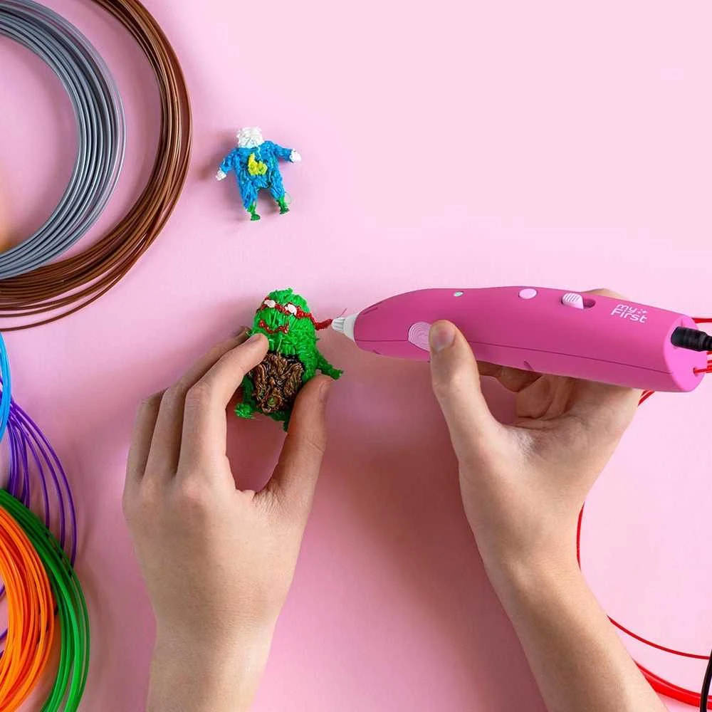 „myFirst 3dPen Make“ 3D rašiklis + 9 spalvoti PCL papildymai raudonoje