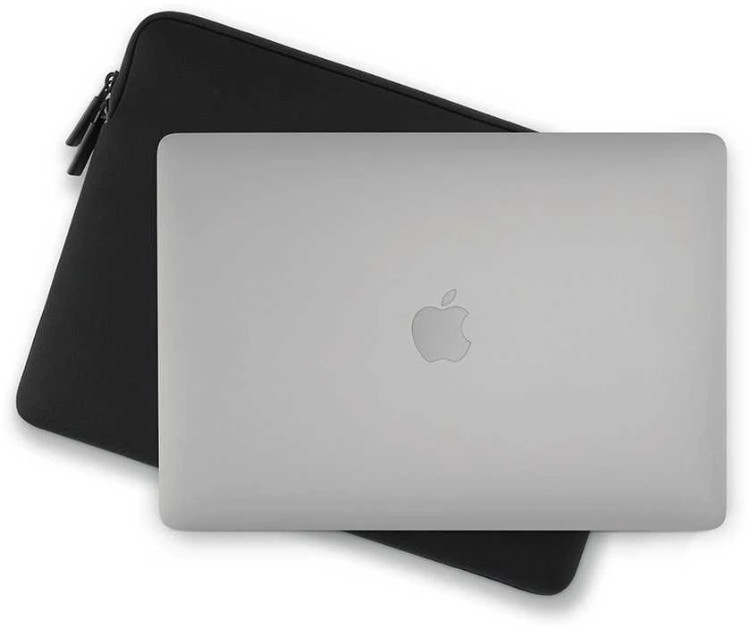 Pipetto Classic Fit dėklas, juodos spalvos – Apple MacBook Air 15