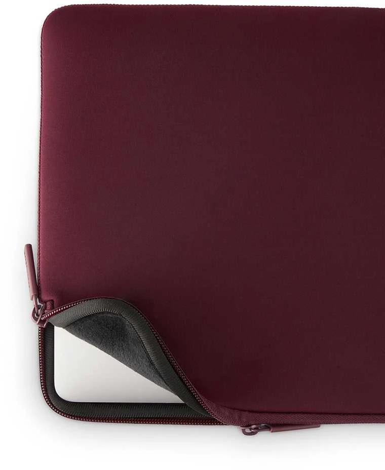 Pipetto Classic Fit dėklas, burgundy – Apple MacBook 13/14