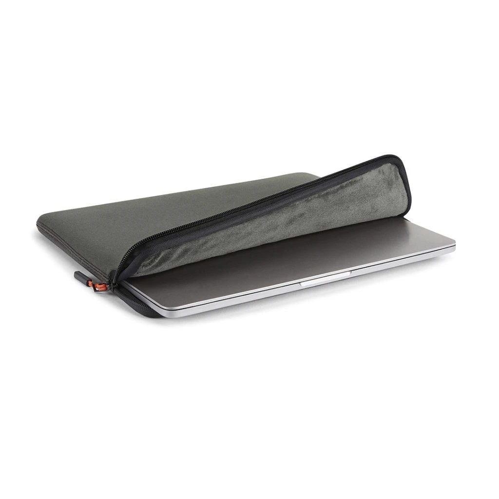 „Pipetto Classic Fit Sleeve“, skirta „MacBook Pro 14“ / „Air 13.6“ – „Military Žalias“