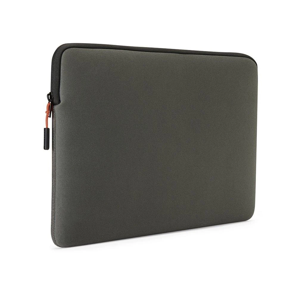„Pipetto Classic Fit Sleeve“, skirta „MacBook Pro 14“ / „Air 13.6“ – „Military Žalias“