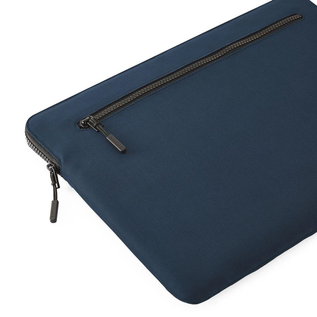Dėklas Pipetto Pipetto Classic Organizer Sleeve, tamsiai mėlyna - Macbook 13"/14"