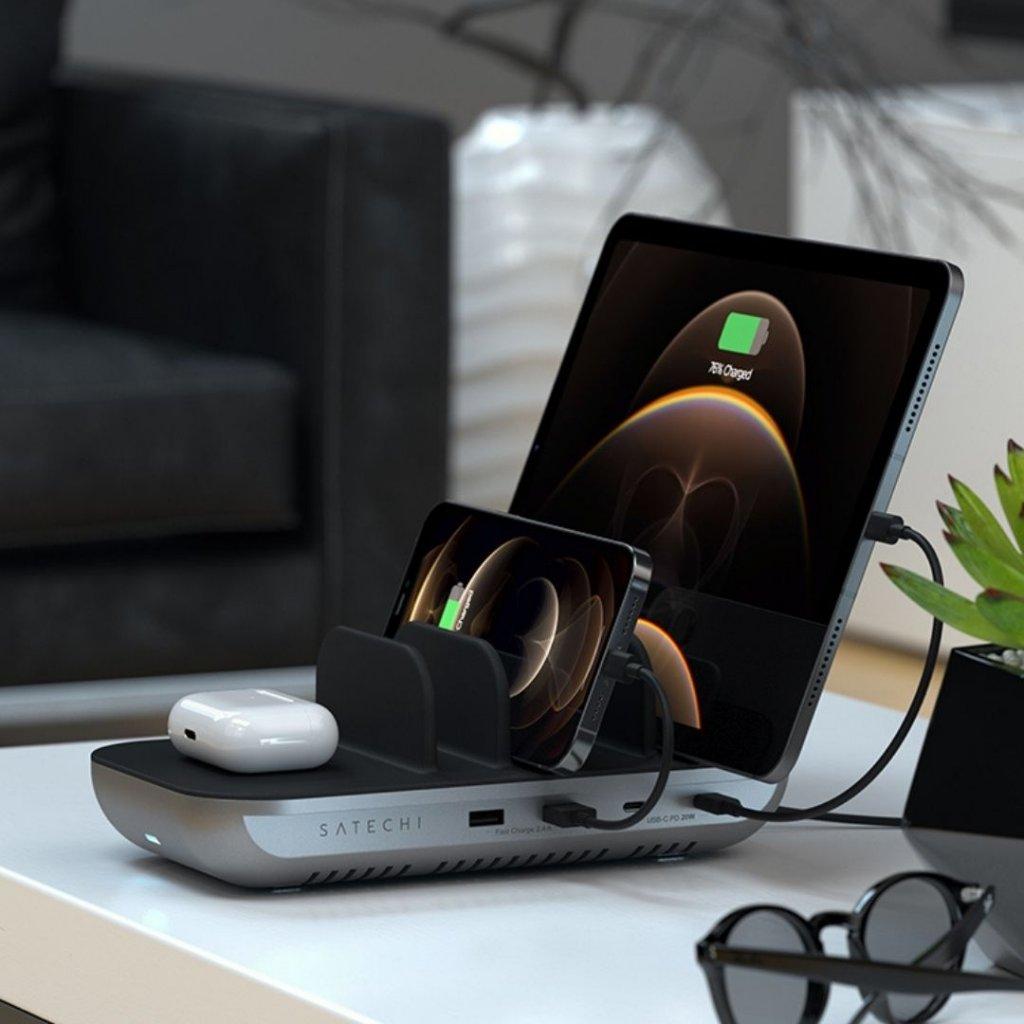 Įkroviklis Satechi Multi- Device 2x USB-A 2x USB-C 3 A (ST- WCS5PM)