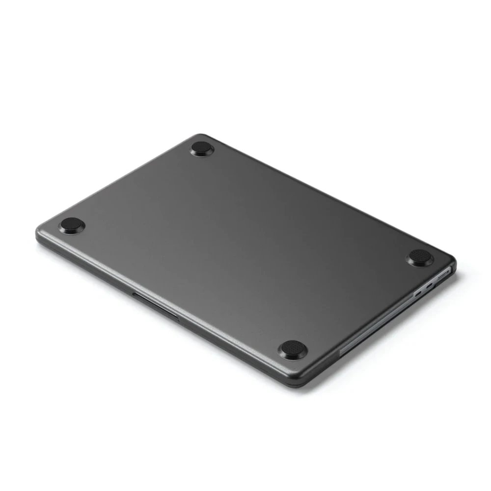 SATECHI Eco Hardshell dėklas, skirtas MacBook Air M2 – tamsus