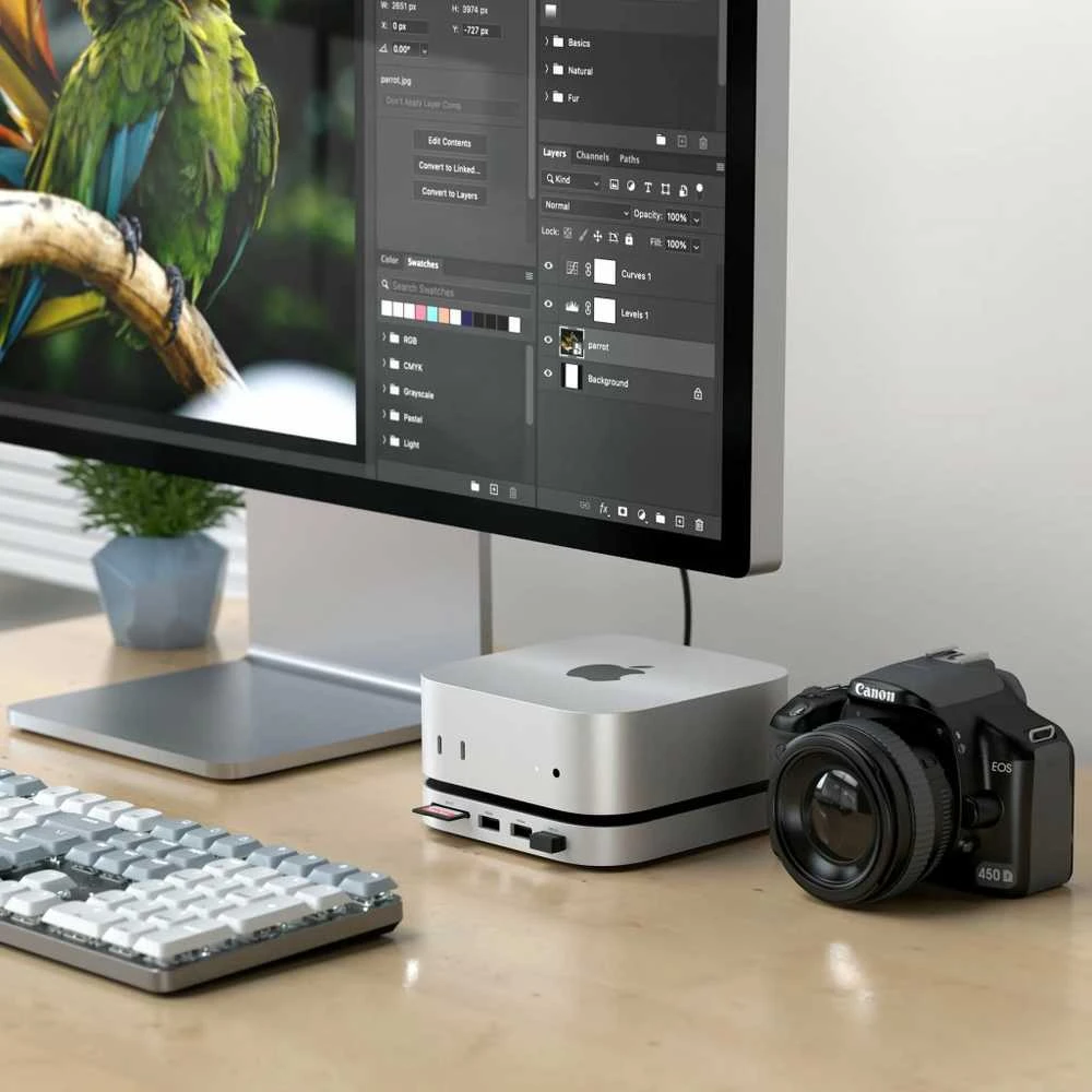 „Satechi“ stovas ir šakotuvas, skirtas „Mac Mini M4/M4 Pro“ (2024) su SSD M.2 NVMe lizdu