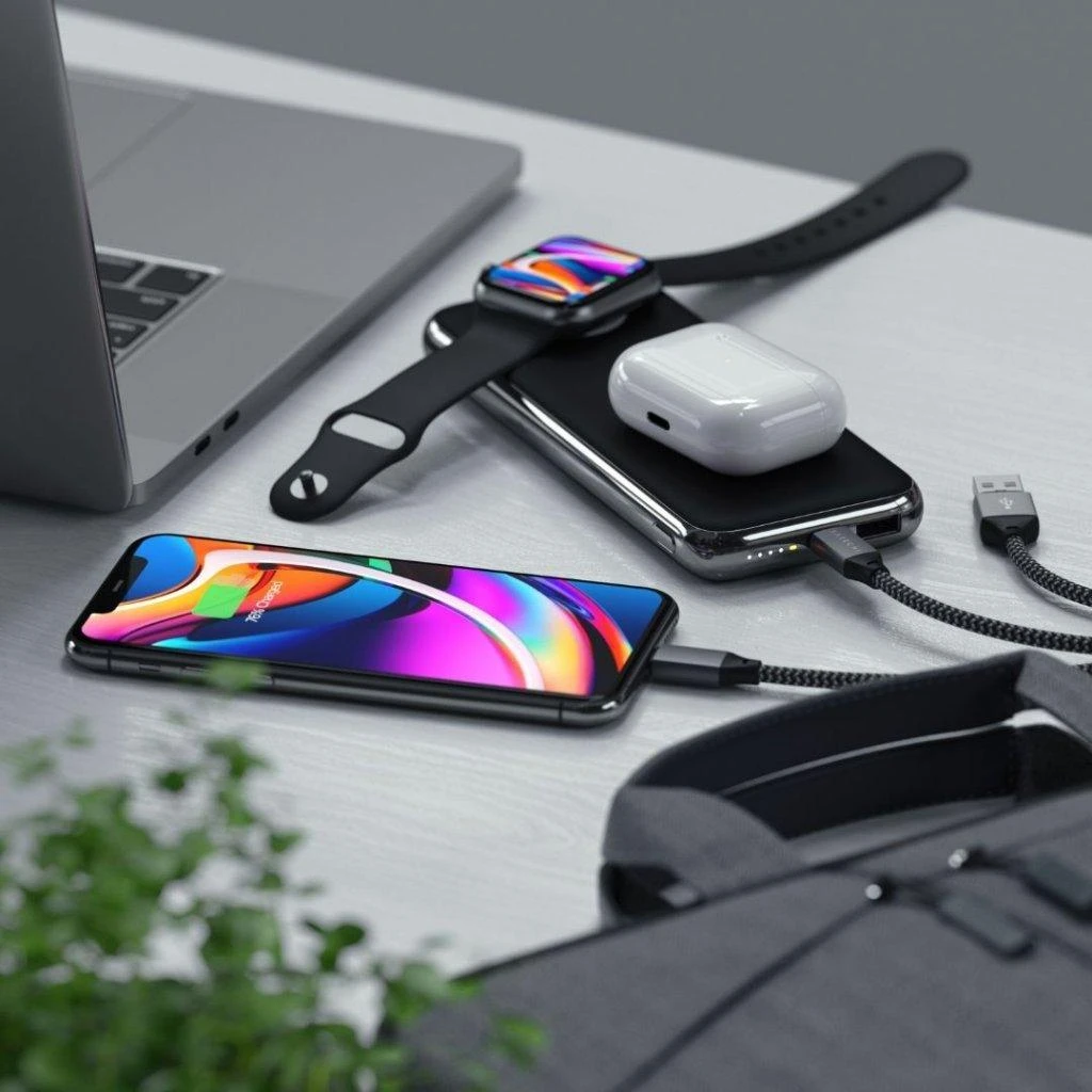 Satechi Quatro Wireless Qi 10000mAh (USB-C PD, USB-A) juoda