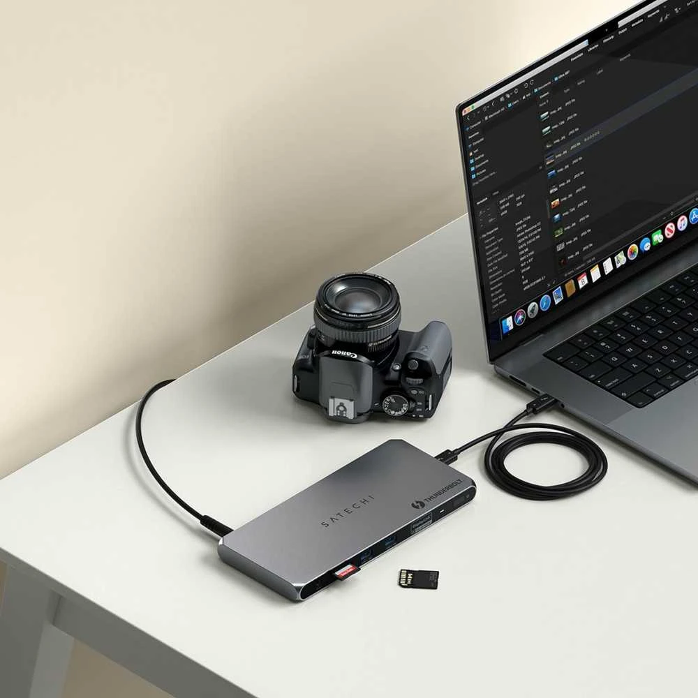 SATECHI Thunderbolt 4 Multi-Ekranas Docking Station - EU