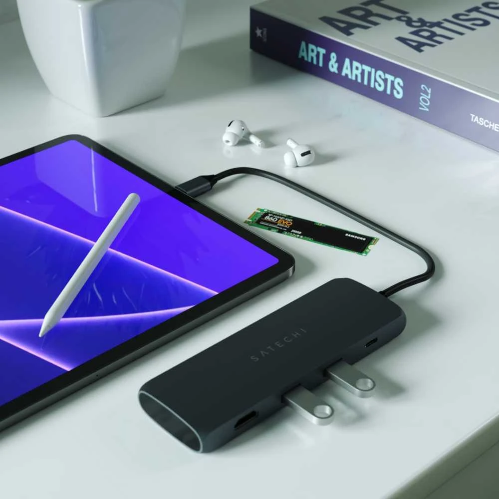 Adapteris USB Satechi SATECHI USB-C hibridinis kelių prievadų adapteris su SSD korpusu Juodas | MacBook M1 M2
