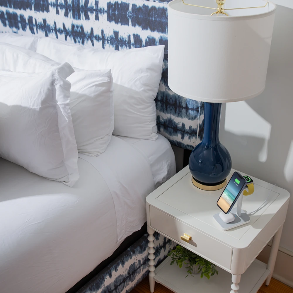 Twelve South HiRise 3 Wireless Charging Stand (juodas)