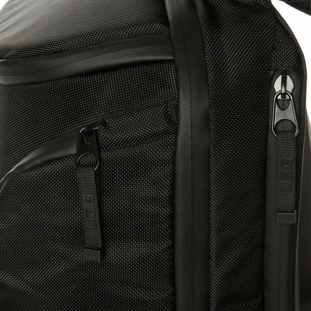 Carruzzo Urban Armor Gear Standard Issue kuprinė Kasdienė kuprinė Juoda