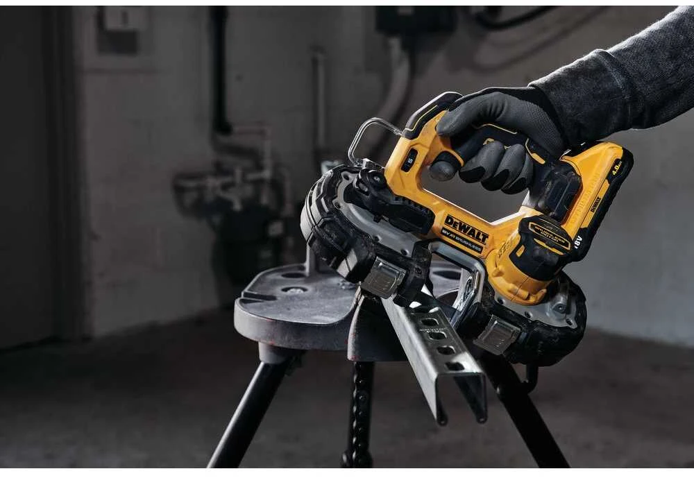 Juostinis pjūklas DeWalt DCS377NT; 18 V (be akumuliatoriaus ir pakrovėjo)