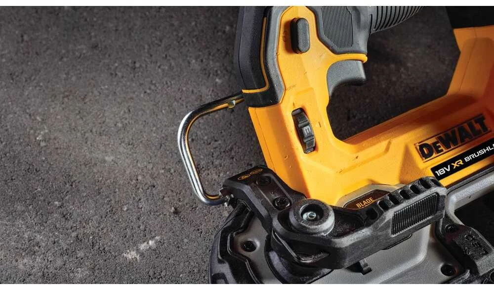 Juostinis pjūklas DeWalt DCS377NT; 18 V (be akumuliatoriaus ir pakrovėjo)