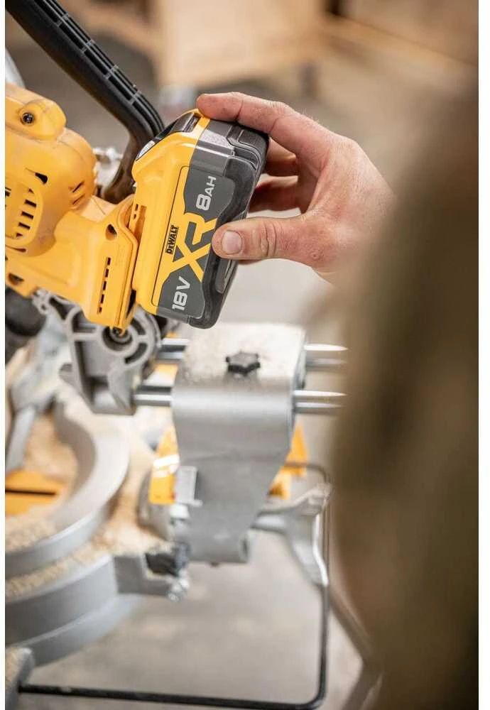 Akumuliatorinis diskinis pjūklas, 305 mm, 18 V XR, DEWALT [DCS782N-XJ]