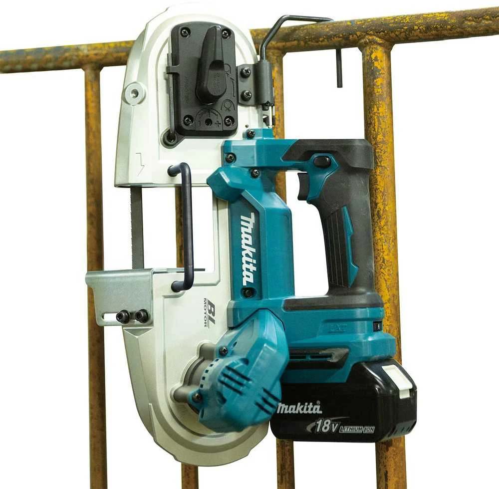Makita DPB183Z Akumuliatorinis juostinis pjūklas, 66x66 mm,18V, aliuminio, Be akumuliatorių ir kroviklio!