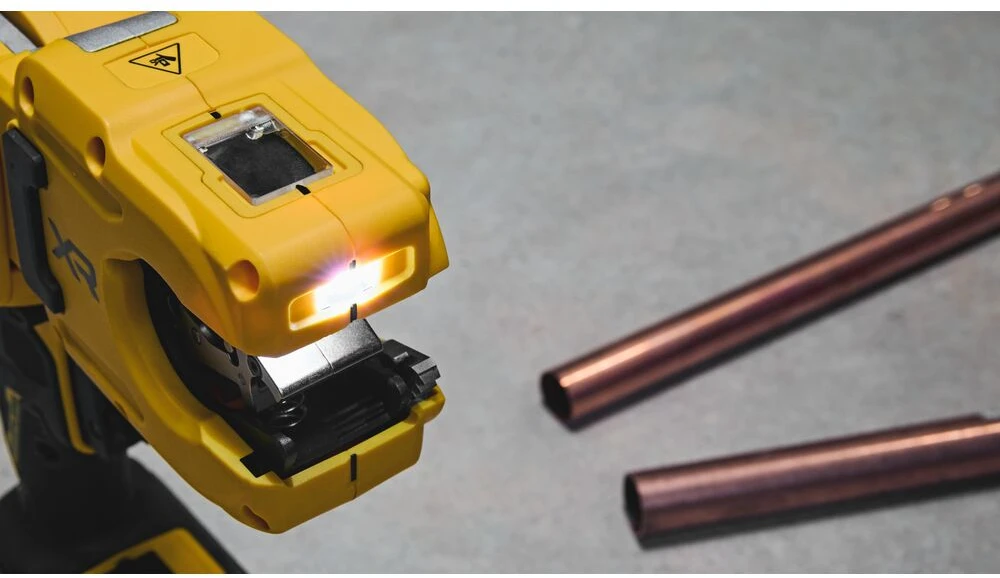 Vamzdžiapjovė DeWalt DCE154N-XJ; 18 V; 12-35 mm (be akumuliatoriaus ir pakrovėjo)