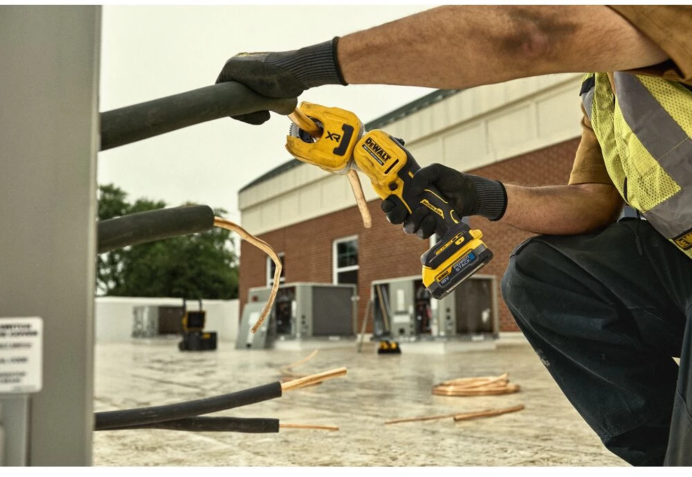 Vamzdžiapjovė DeWalt DCE154N-XJ; 18 V; 12-35 mm (be akumuliatoriaus ir pakrovėjo)