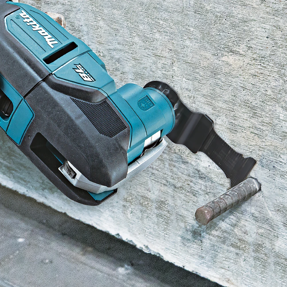 Makita DTM53Z Akumuliatorinis universalus švytuoklinis įrankis 18V, BL-motor, 6000-20000 judesiai per min, amplitudė 3,2°; toolless, Be akumuliatorių ir kroviklio!
