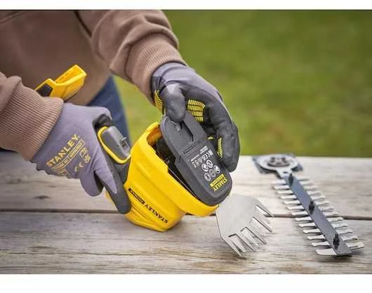 Gyvatvorių žirklės Stanley STCSS20D1-QW; 18 V; 1x2,0 Ah akum.