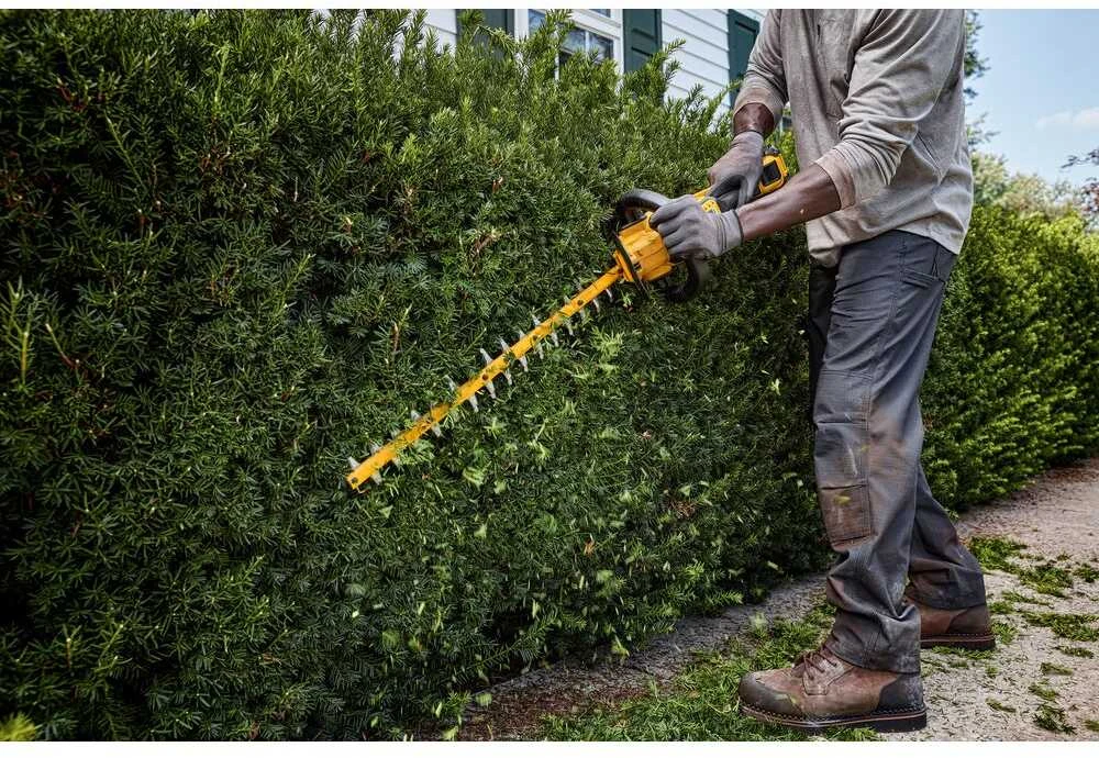 Akumuliatorinės gyvatvorių žirklės DeWalt DCMHT573N, 65 cm, 54 V be akumuliatoriaus ir įkroviklio