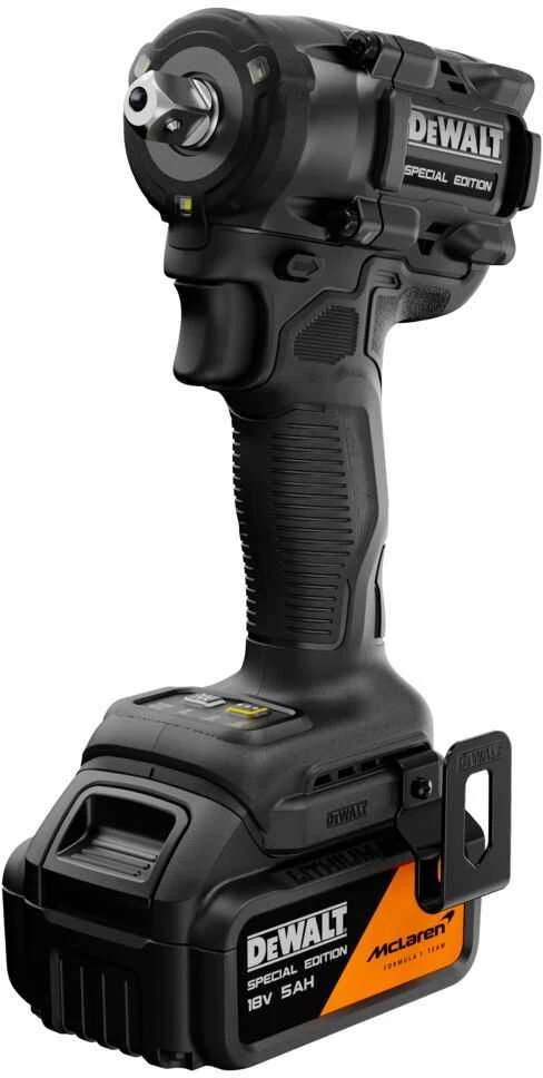 DEWALT SMŪGINIS VERŽLIASUKIS 1/2″ 18V DCF92MP2T 406Nm 2×5,0Ah MCLAREN