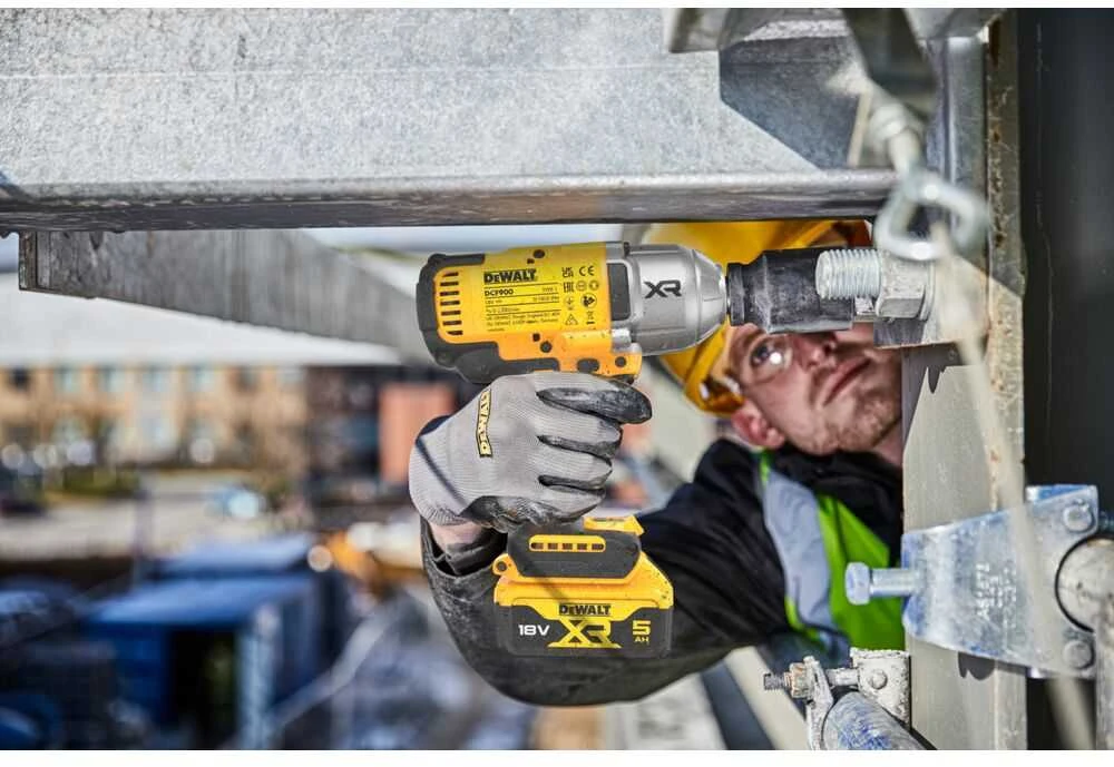DEWALT Smūginis veržliasukis DCF900P2G 1/2" 18V 1355Nm 2x5,0Ah