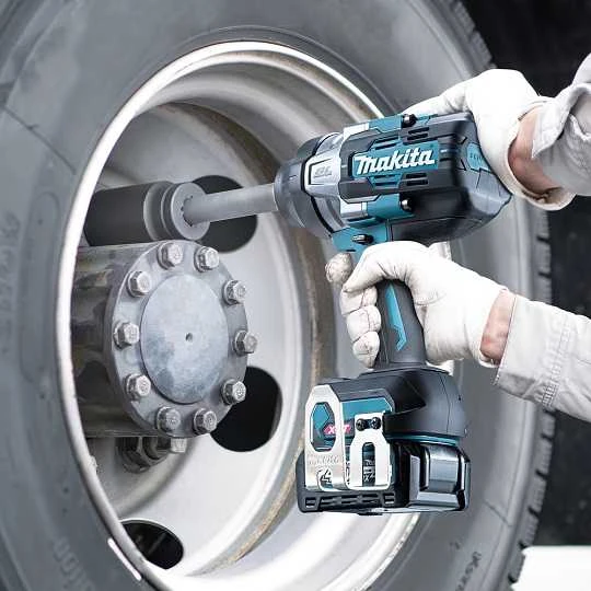 Makita TW011GZ Smūginis veržliasukis XGT, 3/4" ilgas, 1500Nm, 2xLED, bešepetėlinis variklis, "Z" versija - komplektuojamas be akumuliatoriaus ir kroviklio