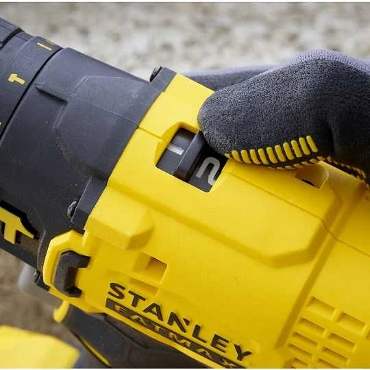 Įrankių rinkinys Stanley SFMCK210D1-QW (SFMCD711+SFMCL020); 18 V; 1x2,0 Ah akum.
